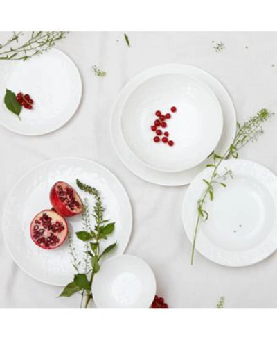 WEDGWOOD WILD STRAWBERRY DINNERWARE COLLECTION
