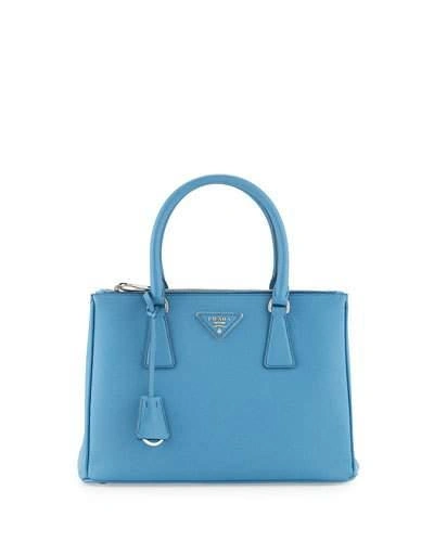 PRADA SAFFIANO LUX SMALL DOUBLE-ZIP TOTE BAG, LIGHT BLUE (MARE)