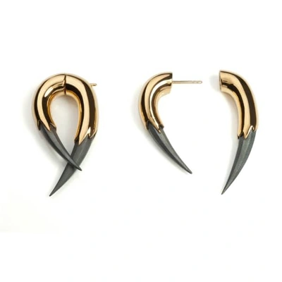 GUCCI WOMEN'S VAMPIRE CLAW EARRINGS GOLD