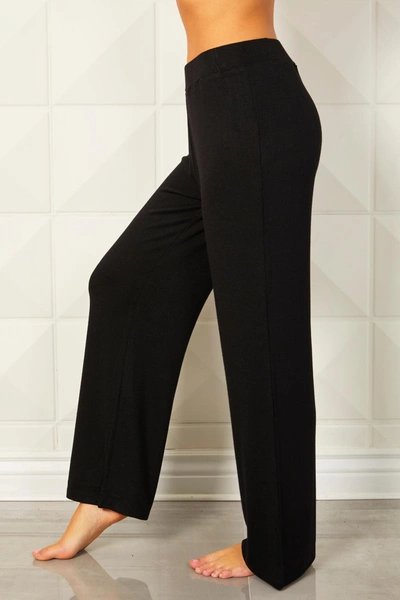 FRENCH KYSS LOUNGE PANT IN BLACK