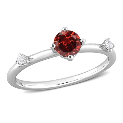 MIMI & MAX 3/4 CT TGW GARNET AND WHITE TOPAZ 3-STONE RING IN STERLING SILVER