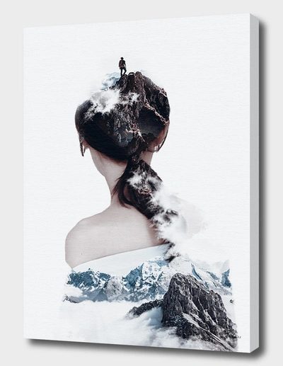 CURIOOS ON TOP OF THE MOUNTAIN