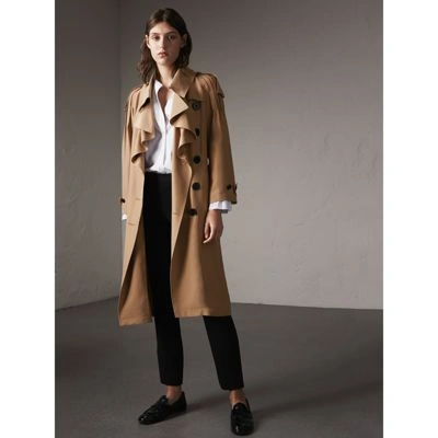 BURBERRY Ruffle Detail Silk Trench Coat