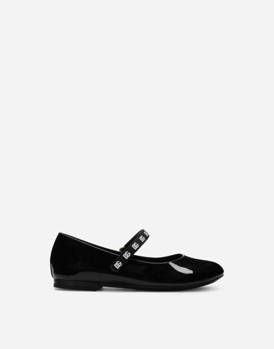 DOLCE & GABBANA PATENT LEATHER BALLET FLATS WITH DG-LOGO STRAP