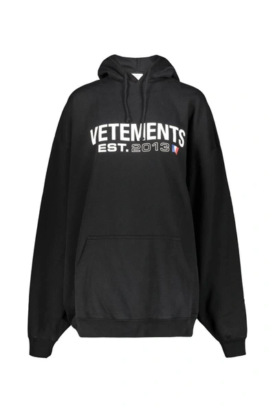 VETEMENTS VETEMENTS FLAG LOGO HOODIE CLOTHING