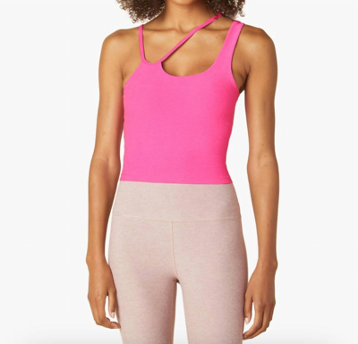 BEYOND YOGA SPACEDYE SHAPESHIFT CROPPED TANK IN PINK HYPE HEATHER