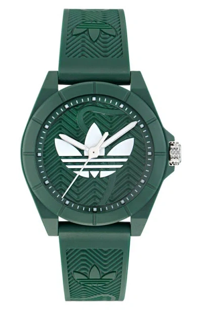 ADIDAS ORIGINALS ADIDAS AO STREET PROJECT 4 GREEN LOGO TREAD DIAL RESIN STRAP WATCH, 41MM