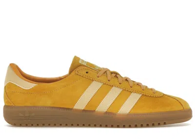 ADIDAS ORIGINALS MEN'S ADIDAS BERMUDA SNEAKERS IN BOLD GOLD/ALMOST YELLOW/PRE