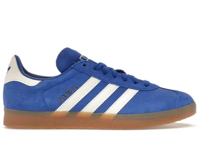 ADIDAS ORIGINALS MEN'S ADIDAS GAZELLE ITALY SNEAKERS IN ROYAL BLUE/OFF WHITE/GUM