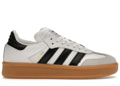 ADIDAS ORIGINALS MEN'S ADIDAS SAMBA XLG BLACK SNEAKERS IN WHITE/CORE BLACK/GUM