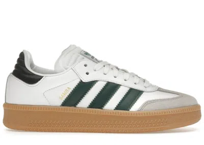 ADIDAS ORIGINALS MEN'S ADIDAS SAMBA XLG SNEAKERS IN CLOUD WHITE/COLLEGIATE GREEN/PANTONE