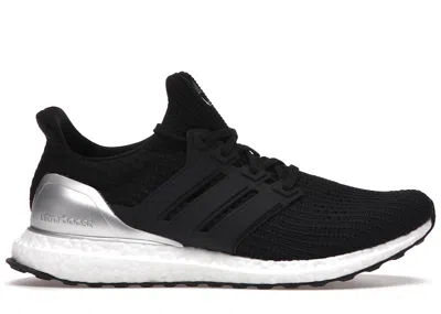 ADIDAS ORIGINALS MEN'S ADIDAS ULTRA BOOST 4.0 DNA BLACK SNEAKERS IN CORE BLACK/SILVER METALLIC