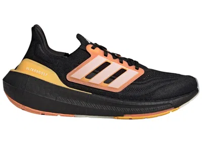 ADIDAS ORIGINALS MEN'S ADIDAS ULTRA BOOST LIGHT SNEAKERS IN CORE BLACK/WHITE TINT/SCREAMING ORANGE