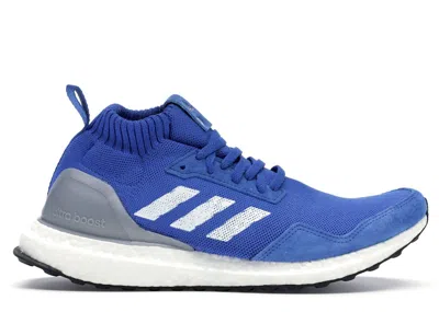 ADIDAS ORIGINALS MEN'S ADIDAS ULTRA BOOST MID RUN THRU TIME SNEAKERS IN BLUE/FOOTWEAR WHITE