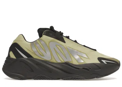 ADIDAS ORIGINALS MEN'S ADIDAS YEEZY BOOST 700 MNVN SNEAKERS IN RESIN