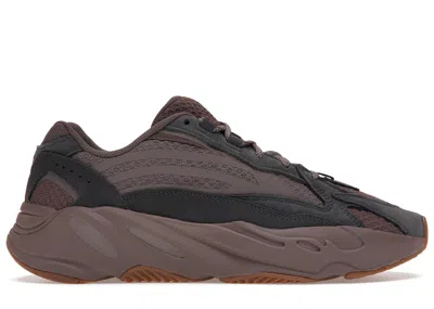 ADIDAS ORIGINALS MEN'S ADIDAS YEEZY BOOST 700 V2 SNEAKERS IN MAUVE