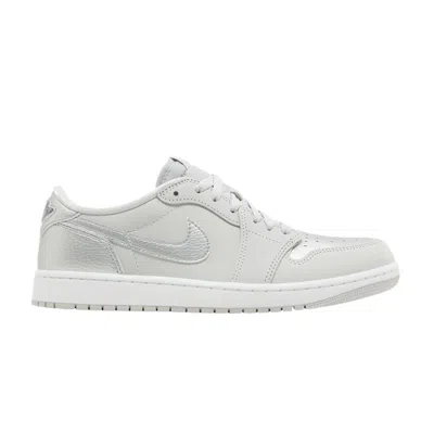 AIR JORDAN AIR JORDAN 1 RETRO LOW OG 'METALLIC SILVER'