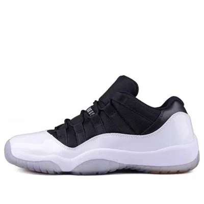 AIR JORDAN (GS) Air Jordan 11 Retro Low 'Tuxedo'