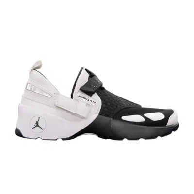 AIR JORDAN JORDAN TRUNNER LX 'BLACK'