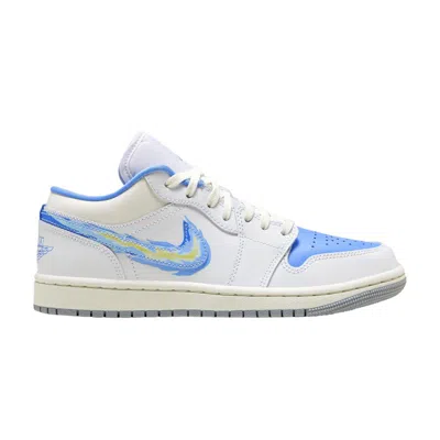 AIR JORDAN WMNS AIR JORDAN 1 LOW SE 'JUST SKATE - UNIVERSITY BLUE'