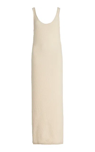 AISLING CAMPS MODA OPERANDI