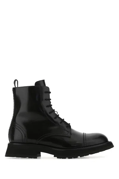 ALEXANDER MCQUEEN BLACK LEATHER ANKLE BOOTS