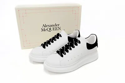 ALEXANDER MCQUEEN ALEXANDER MCQUEEN LARRY WHITE AND BLACK MEN'S CASUAL SHOES