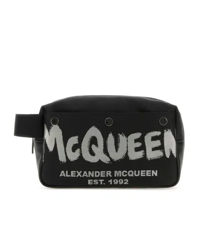 ALEXANDER MCQUEEN ALEXANDER MCQUEEN LOGO PRINTED ZIPPED TOILETRY BAG