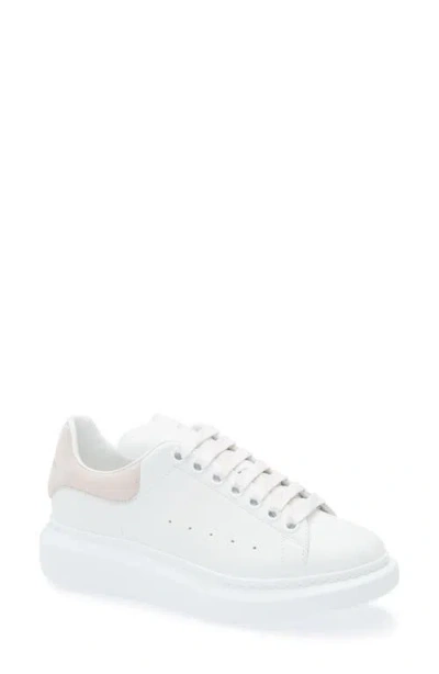 ALEXANDER MCQUEEN MCQUEEN OVERSIZED SNEAKER