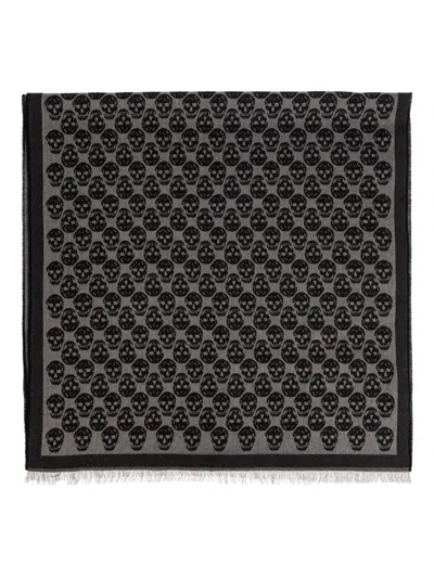 ALEXANDER MCQUEEN SKULL-PATTERNED FRINGED SCARF