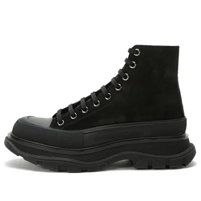 ALEXANDER MCQUEEN Alexander McQueen Tread Slick Boot 'Triple Black'