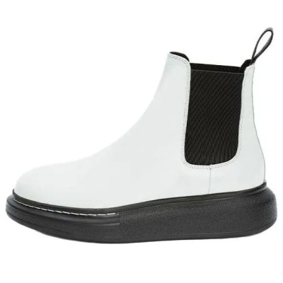 ALEXANDER MCQUEEN (WMNS) Alexander McQueen Hybrid Chelsea Boot 'Black White'