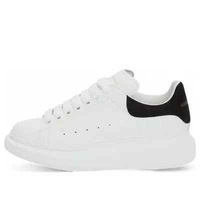 ALEXANDER MCQUEEN (WMNS) Alexander McQueen Oversized Sneaker 'White Black' 2024