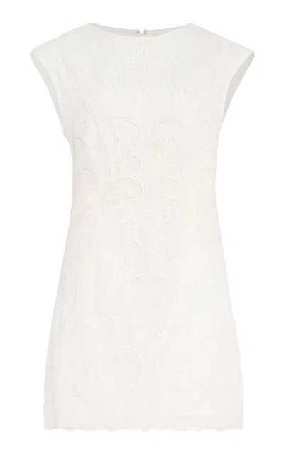 ALL THAT REMAINS MODA OPERANDI