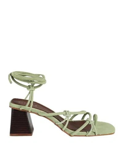 ALOHAS ALOHAS WOMAN THONG SANDAL LIGHT GREEN SIZE 6.5 LEATHER
