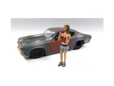AMERICAN DIORAMA LOOK OUT GIRL MONICA FIGURE FOR 1:24 SCALE DIECAST CAR MODELS BY AMERICAN DIORAMA