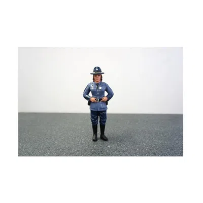 AMERICAN DIORAMA STATE TROOPER SHARON FIGURE FOR 1-18 DIECAST MODEL CARS