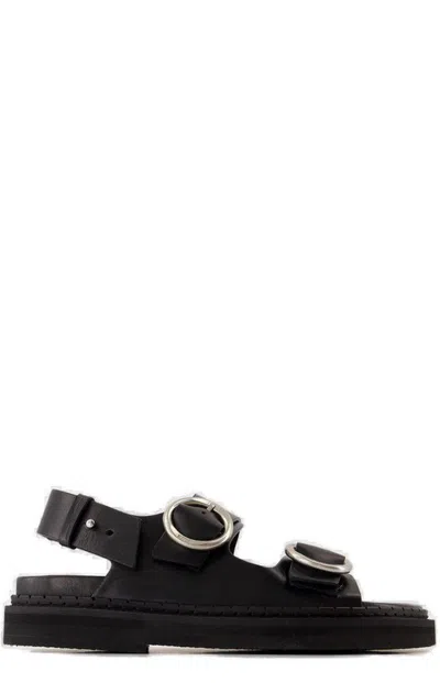 AMI ALEXANDRE MATTIUSSI AMI PARIS BUCKLE DETAILED FUSSBET SANDALS