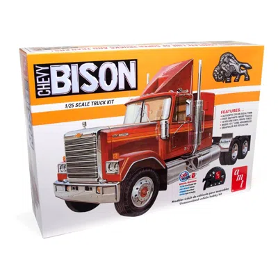 AMT 1-25 SCALE SKILL 3 CHEVROLET BISON TRACTOR MODEL TRUCK