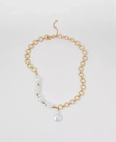 ANN TAYLOR MIXED PEARL AND CHAIN NECKLACE