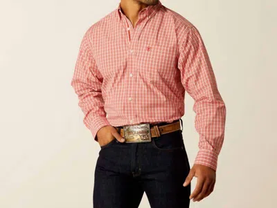 ARIAT PRO SERIES ROSCOE CLASSIC FIT SHIRT IN RED