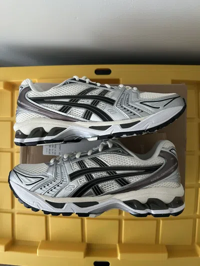 ASICS GEL-KAYANO 14 PLUM CREAM BLACK SHOES