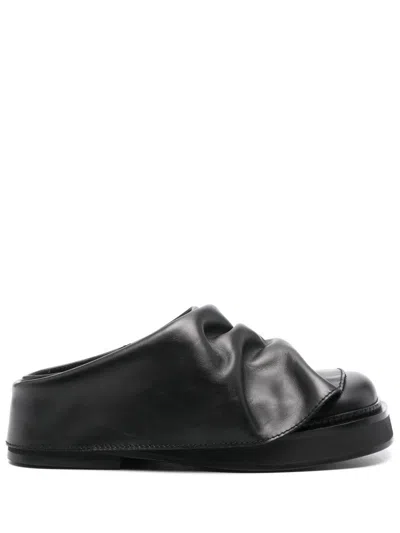 ATTICO WOMEN BLACK LEATHER SANDALS, 4.5 LUXURY SANDALS & FLOATERS FOR WOMEN DARVEYS