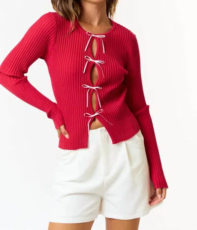 BABE BOW CUT SWEATER IN RED
