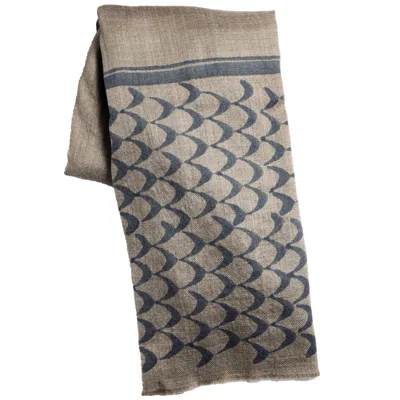 BABS BOUTIQUE NYC WOMEN'S NEUTRALS / BLUE CASHMERE HAND BLOCK PRINTED SCARVES - BEIGE BLUE SCALLOP DESIGN