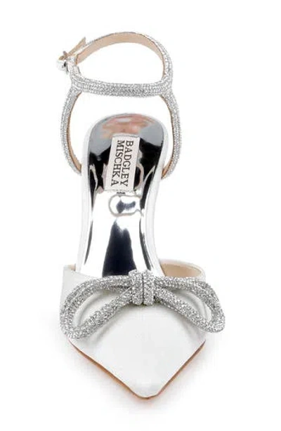 BADGLEY MISCHKA BADGLEY MISCHKA COLLECTION JASMINE POINTED TOE PUMP