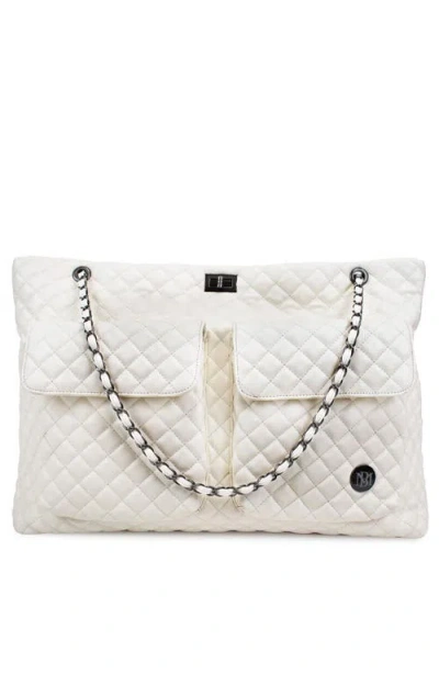 BADGLEY MISCHKA BADGLEY MISCHKA DIANA QUILTED VEGAN LEATHER WEEKENDER DUFFEL BAG