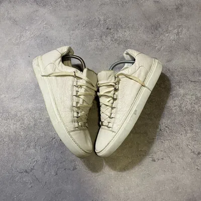 BALENCIAGA ARENA LOW TOP SHOES