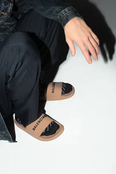 BALENCIAGA BALENCIAGA ‘POOL’ SLIDES WITH LOGO