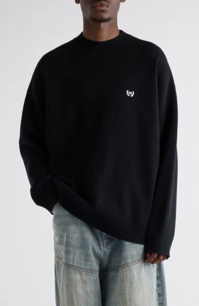 BALENCIAGA BALENCIAGA RELAXED LOGO EMBROIDERED VIRGIN WOOL SWEATER